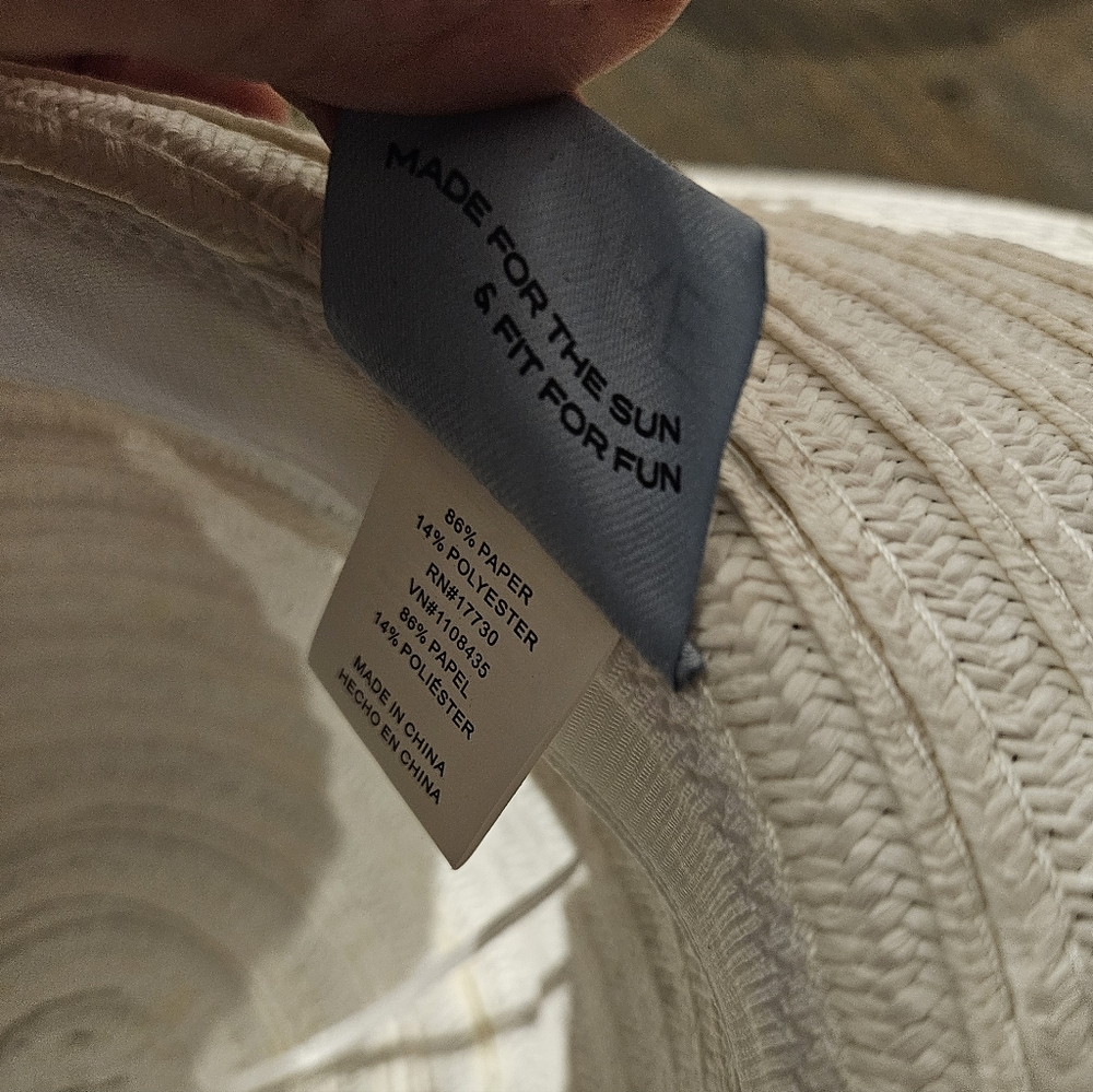 Shade & Shore Women's Elegant White Sun Hat - Picture 3 of 3